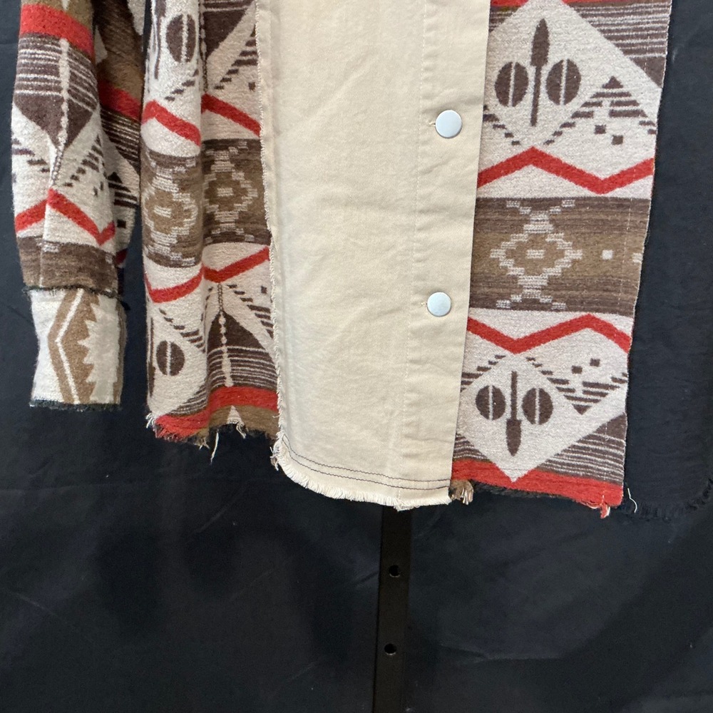 Davi & Dani Patchwork Southwestern Print Shirt Jacket Women's Size M - Picture 6 of 12